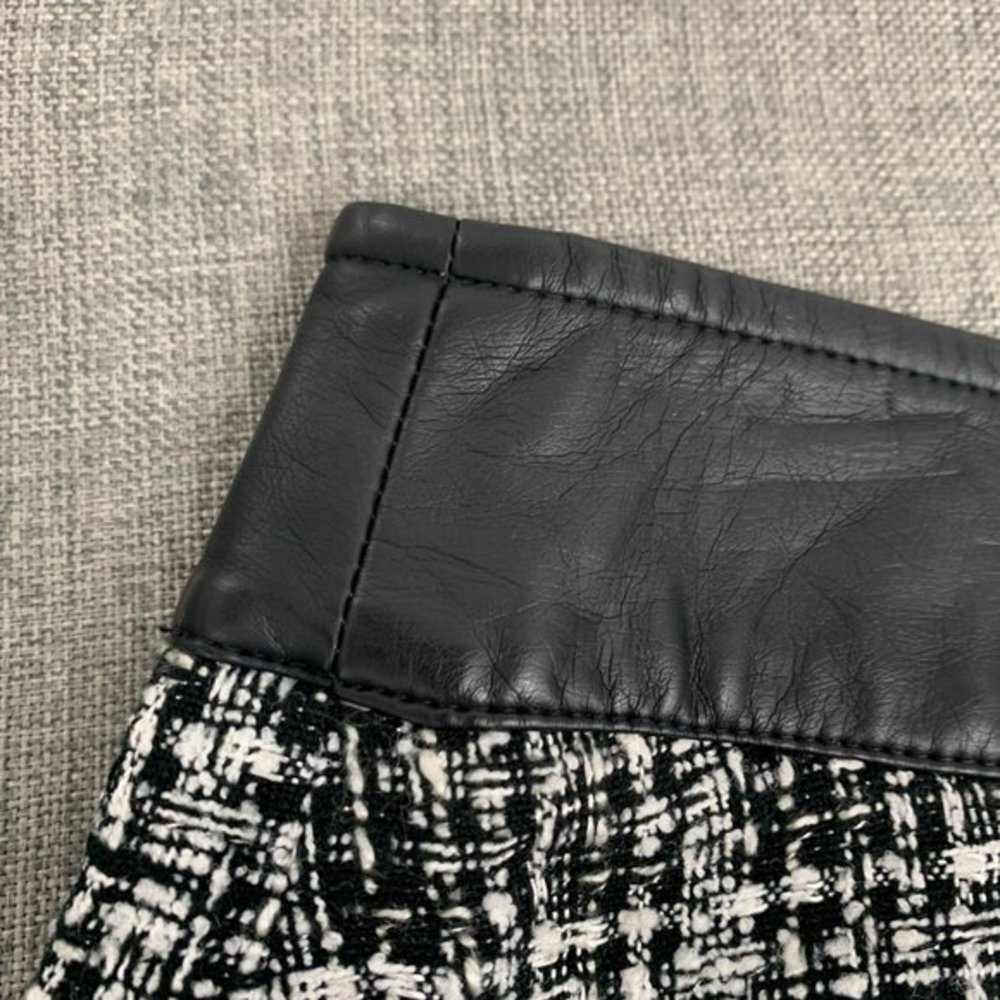 Outback Red Mini Skirt Black & White Size‎ 12 Tweed Knit Faux Leather Waist Trim - Picture 8 of 13